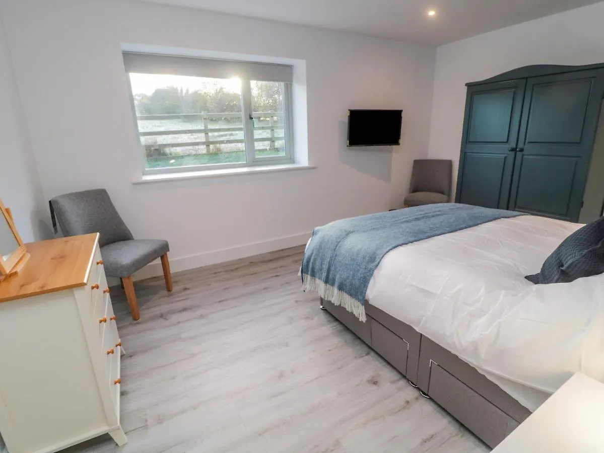 Clover Cottage Newcastle upon Tyne 0*,  United Kingdom